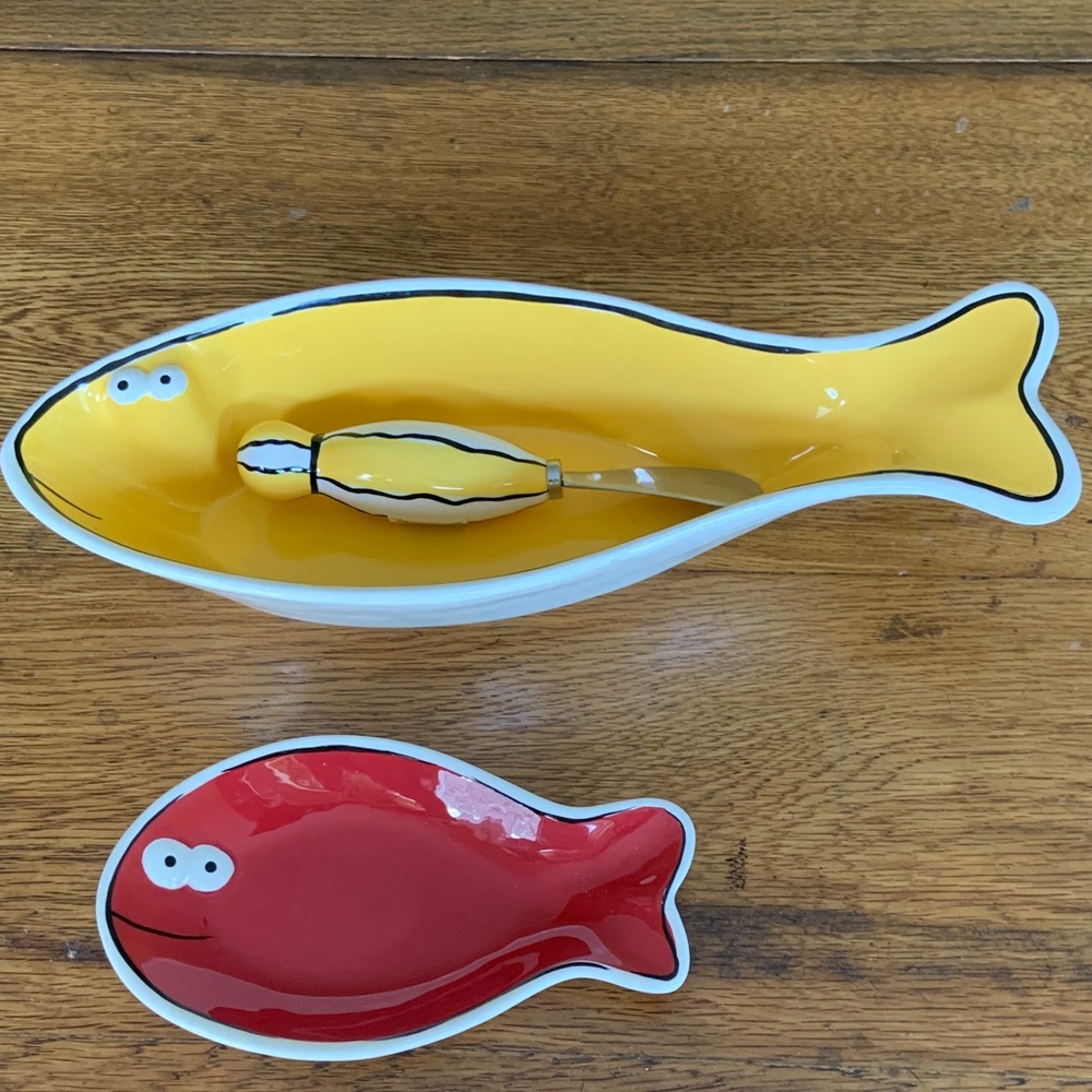 Nicole Engblom 3 D Fish-Shaped Ceramic Dip Dish Set with Spreader